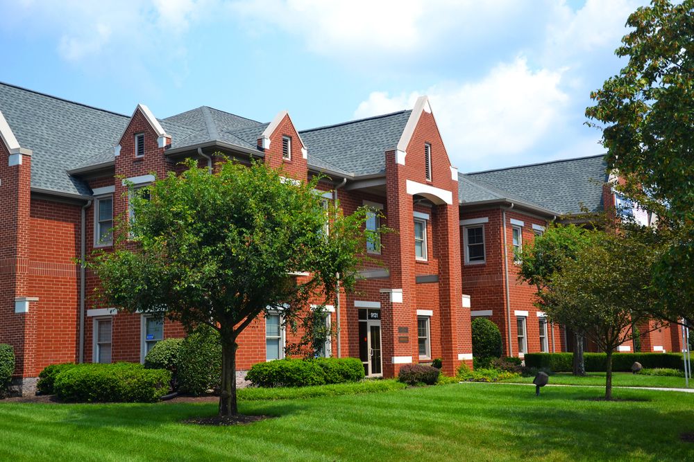 Cross Park Center: 9123 - 9131 Cross Park Drive, Knoxville, TN 37923